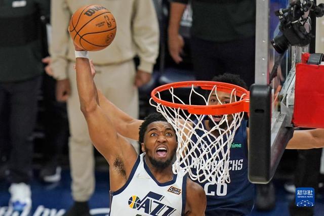 小萨三双詹姆斯18+13+9 国王常规赛横扫湖人